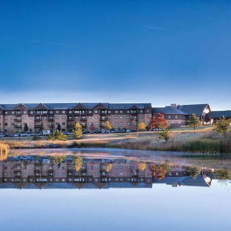 Club Wyndham Glacier Canyon Wisconsin Dells Exterior photo