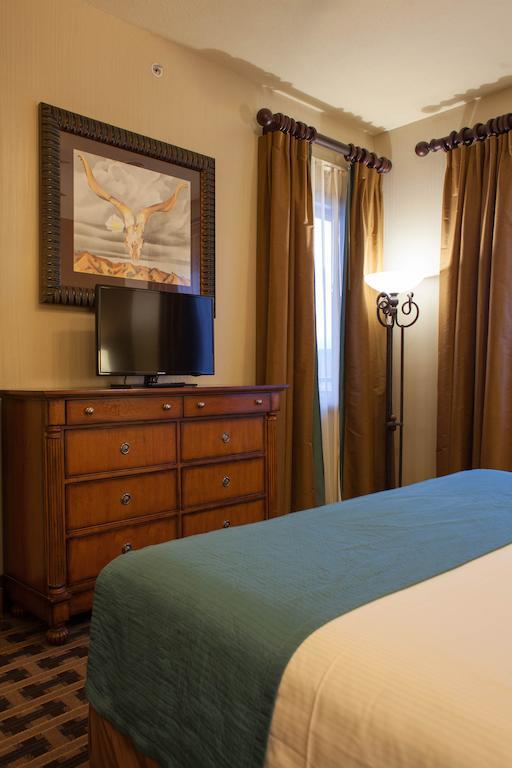 Club Wyndham Glacier Canyon Wisconsin Dells Room photo